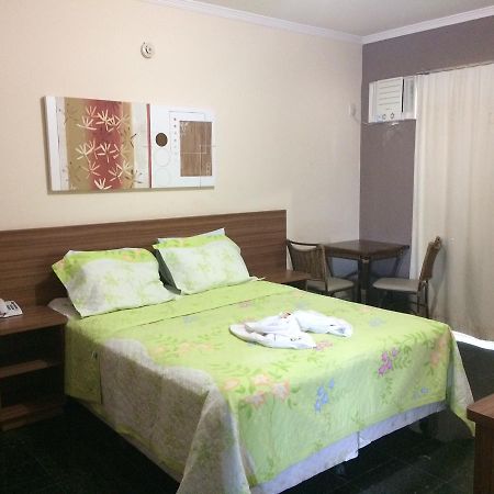 Residence Plaza Hotel Jales Buitenkant foto