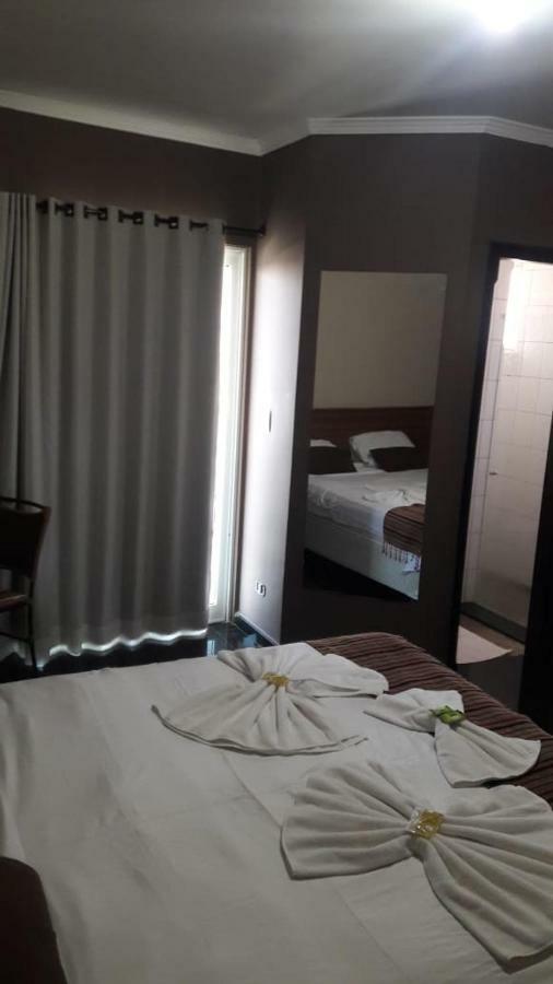 Residence Plaza Hotel Jales Buitenkant foto