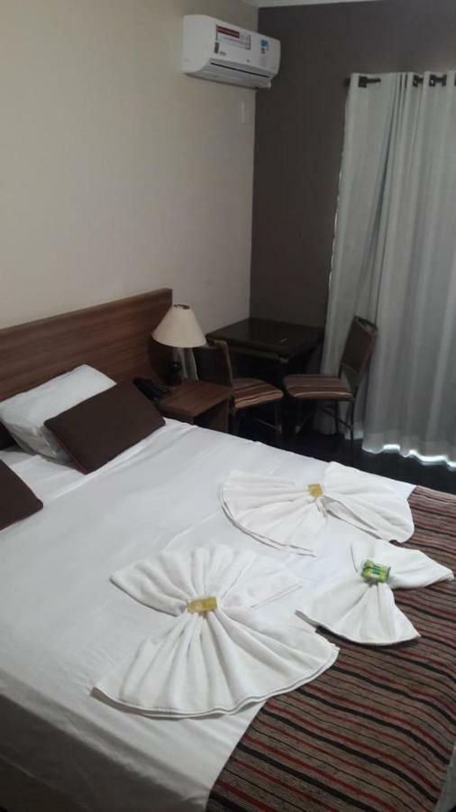 Residence Plaza Hotel Jales Buitenkant foto